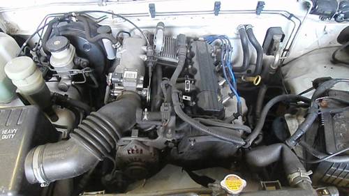 Product picture ISUZU 2.4L C24SE PETROL ENGINE WORKSHOP SERVICE MANUAL